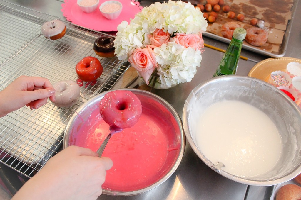 pink the town doughnut party 16